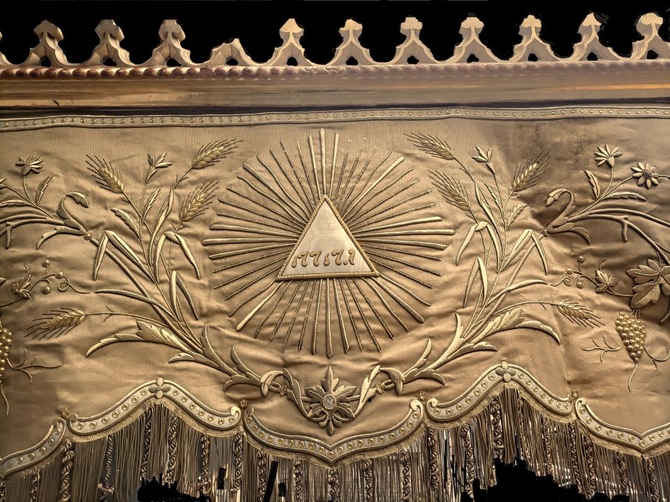 Superb gold processional canopy XIXth century