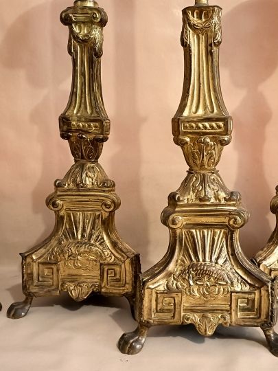 Set di porta-cera con crocce di altare meta 700
