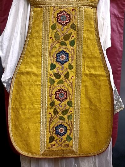 Gold latin chasuble , embroideries colour silk threads