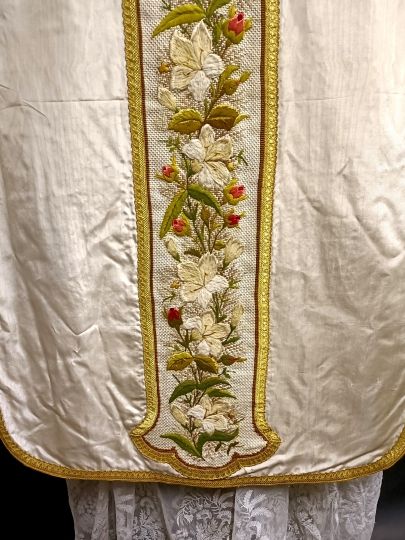 Chasuble Mariale blanche 1900