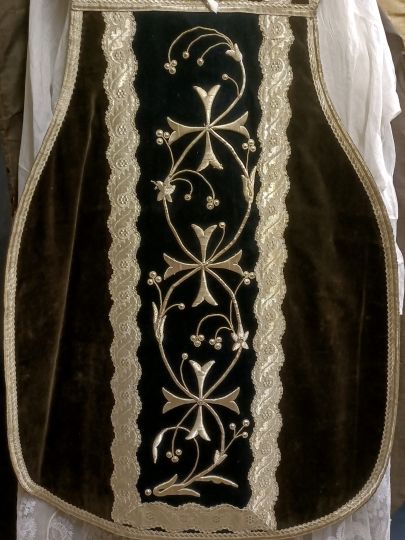 Black chasuble , silk velvet , circa 1880 near complete