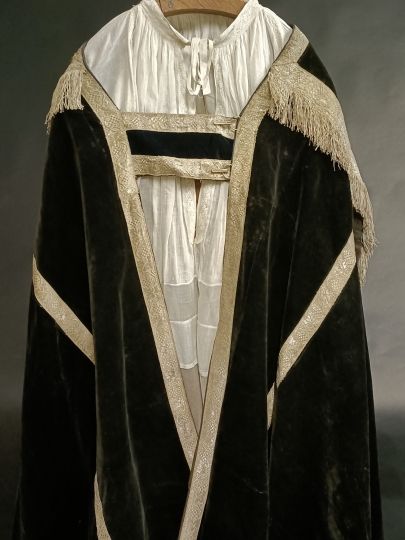 Sober black cope silk velvet circa 1800