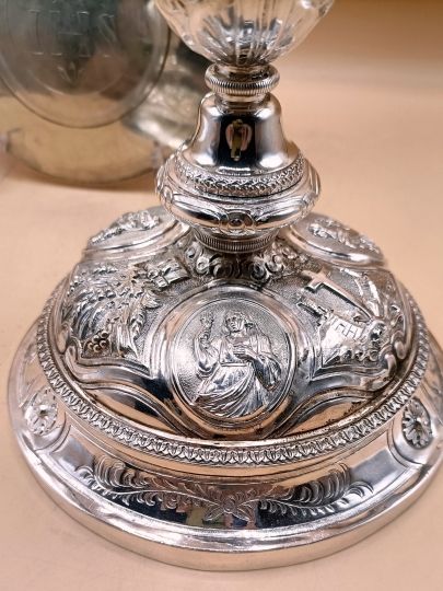 French baroc chalice solid circa 1830