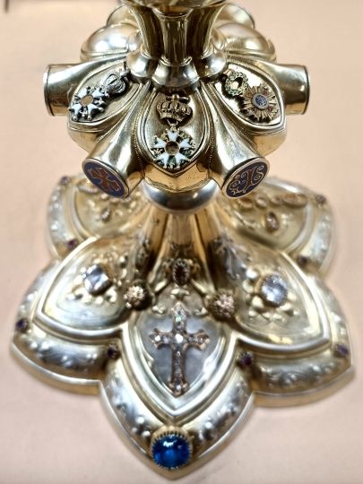 Calice vermeil neogothique Carmel Déchaux bijoux or , diamants
