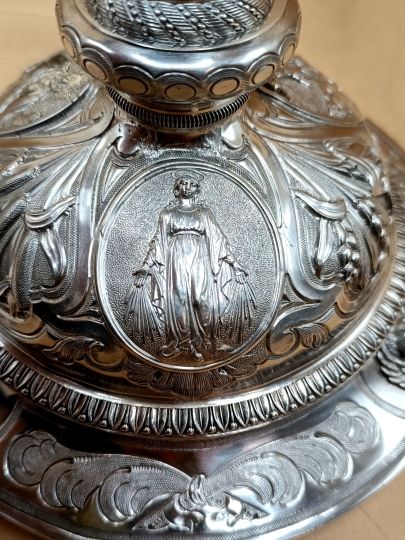 Calice Mariana barocco , tutto argento , epoca 800 angeli