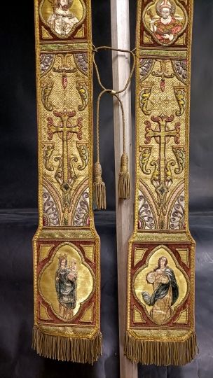 Gold pastoral stole , embroideries in paint pictures circa 1900