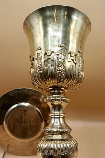 High Chalice with matching paten in silver gilt Paris 1770